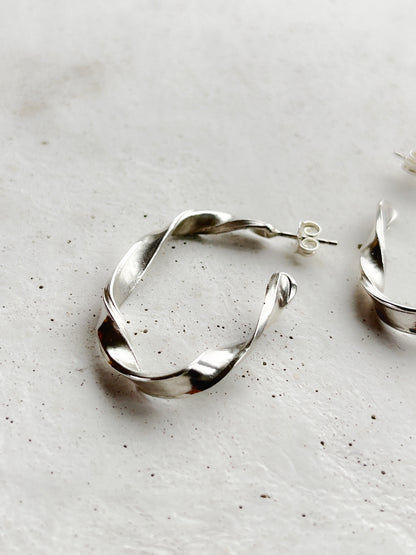 Sterling Silver Organic twist Oval Hoop Earrings - Myleti Jewellery